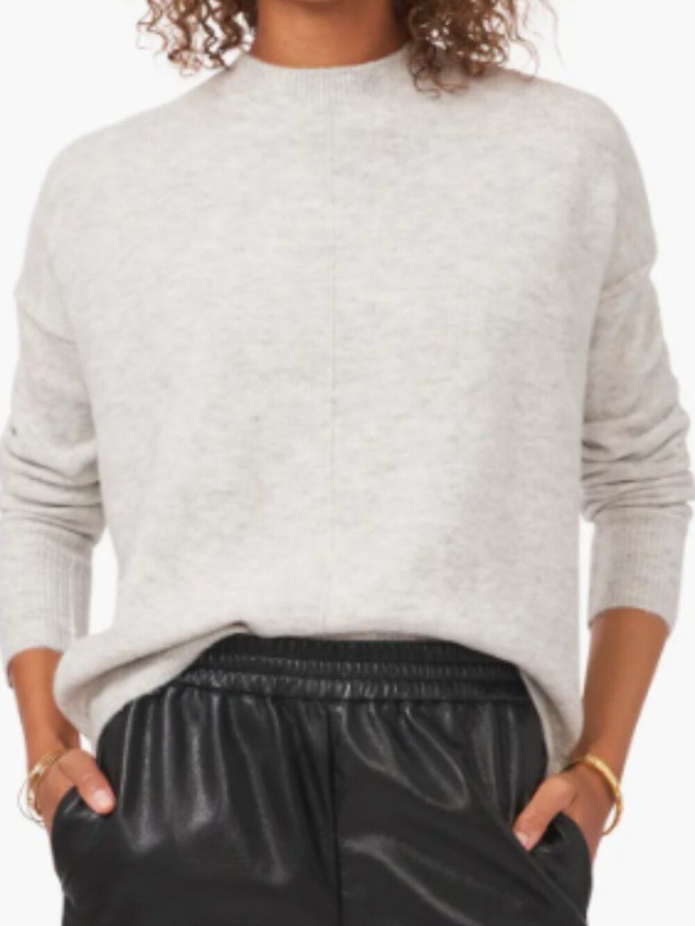 Vince Camuto EUC Silver Heather Gray Exposed Seam Crewneck Sweater Size L